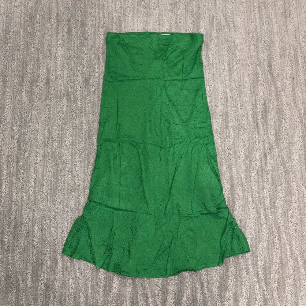 NWT Loft Green Textured Satin Maxi Skirt Boho Fairy Classic Women’s Sz M